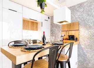 L Edelweiss -T2 sauna privé, au pied du télécabine du Prorel, parking et garage - 3