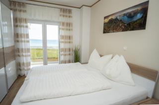 Beachfront Reiterer Villa V2 with Seaview 30 meters from the Beach - CROWONDER LUXURY RENT - 1
