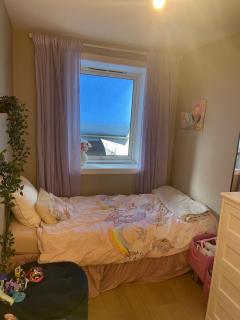 Modern Family Home with Mountain Views, Terrace & Free Parking - 5