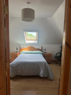 Apartment Sleeps 4 with WiFi - 3