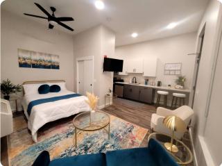 Detroit Furnished Apartment Monthly Rental Extended Stay - 1