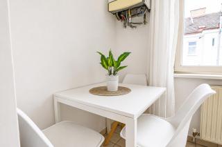 Stylish 1BR Apartment in Vienna, City Center - Viena - 3