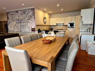 Westend House Healesville - 2