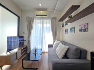 Cozy Room with Rooftop Pool in Nimman - 9