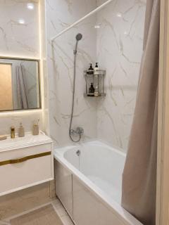 Уютные 2х-комнатные апартаменты в ЖК Comfort City - 3