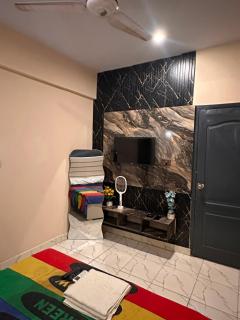 Luxury Stay in the Heart of Karachi - 3