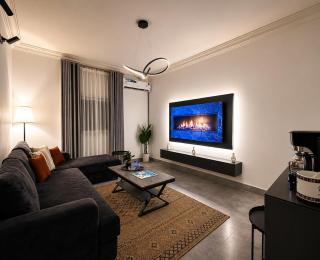Luxury Lynn Apartment, Smart Entry, Private Bedroom and Living Room - 0