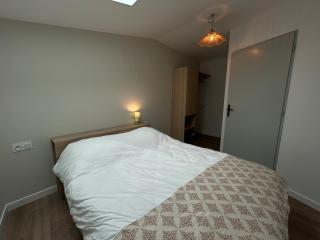 2-Bedroom House in City Center - 5