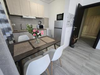 Beach Side Premium Apartment - Promenada Mamaia Nord la 5m de plaja Restaurante Parking - 9