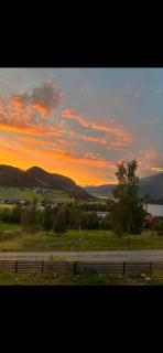 Fjord & Mountain View House - 8