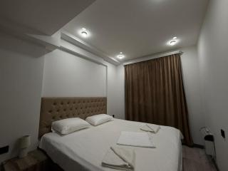 2 bedroom Apartament centr Erevan - 0
