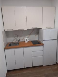 Mediterranean Seaside Apartments - Deak - 8