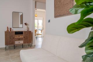 Christina's Luxury Apartment - 1