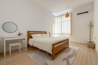 Sunset Ark 3BR Condo with Free WiFi and Netflix Near Taiping Lake Garden - 4