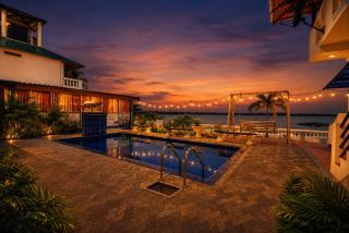Dinuda Lagoon Hotel - 0
