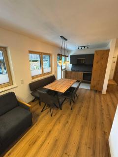 Apart zum Hias - 9