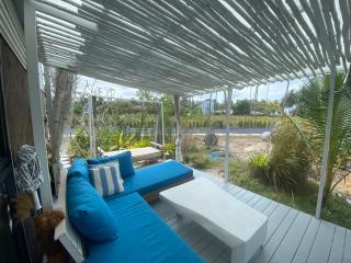 Beachfront Tiny House, Koh Samui, Thailand with FREE Rowboat - 5