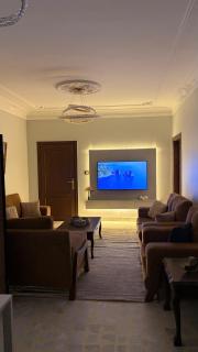 Modern 3BR APT Spacious-Stylish & Family Friendly - 2