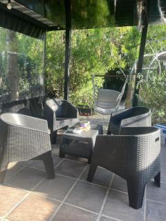 Moderna casa entera en Pueblo Gral Belgrano - 2