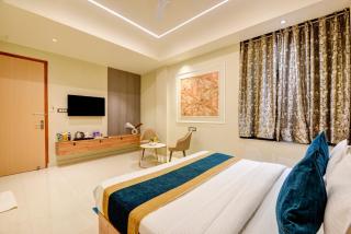 Hotel Aero Homestay - Near Delhi Airport - 1