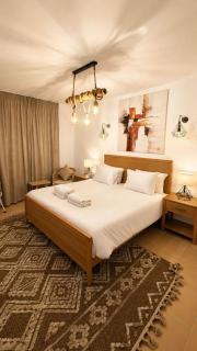 Spacious 2 Bedroom Apartment with Pool and Piazza View in Sahl Hasheesh - 1