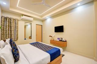 Hotel Aero Homestay - Near Delhi Airport - 8