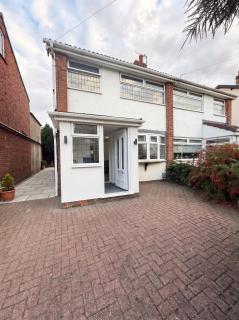 3 Bed Family Home In Ormskirk - 0