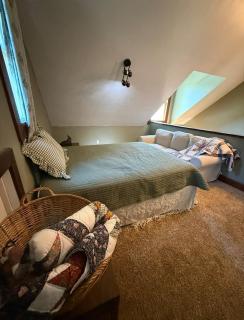 Cozy Home in downtown Pendleton - 8