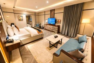 Hotel Space Crest - 1