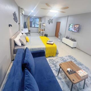 Sun and Moon House - 6