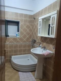 Apartment with panoramic lake views - 5