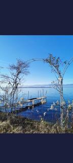 Aux Bons Moments - 1