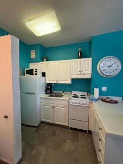 South Beach Apt, Pool Access, 5 Min to Beach - 1