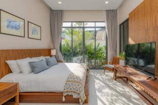 Modern 6BR Private Pool Villa - 3