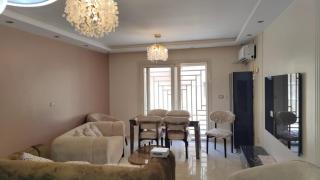 شقة 135 متر بحديقة خاصة apartment with private garden - 0