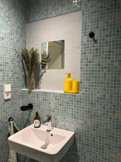 Studio in Kreuzberg for 1 Person - 8