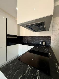 Modern & Comfort Home Stay - 6
