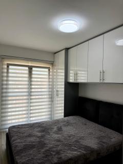 Modern & Comfort Home Stay - 1