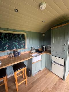 Fiddleneck Lane Shepherds Hut & Sauna - 5