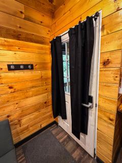 Black Bear Cabin- Woodland retreat near Red River Gorge - 5