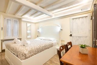 Moderna Suite "Duomo", SMN a 2 passi, Wi-Fi e AC - Florence - 0