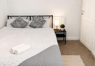 Contractors Sleeps 4, Students, Molineux, Sleeps 7 Family, Wolverhampton City Centre, Self Check-In - Wolverhampton - 4