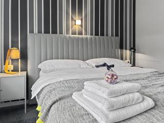 SilverShine - Hot Tub & Balcony - Zagreb Centre - 8