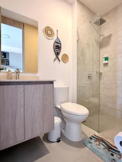Loft with ocean views 1 min to beach pools - 2