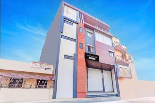 Super Townhouse LIG Main Road Indore - 2