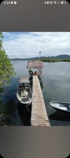 Tropic Tikis Hostel - 4
