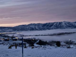 BRAND NEW Scenic Luxury Mountain Retreat - 1