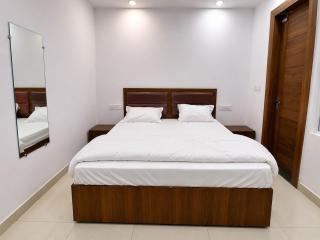 Townhouse Sri Golden Temple Amritsar Formerly Welnis Inn - 8