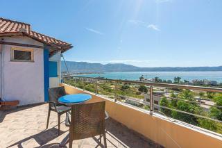 Radhima Penthouse HUGE 2 BR Apt - Sea View, Parking & Kitchen - 2 Toilets - 7