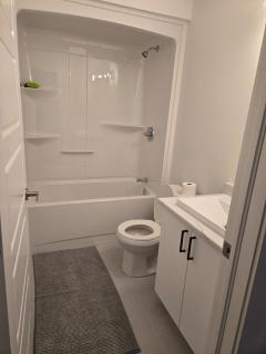 Private Guest Suite Sleeps 4 - 5